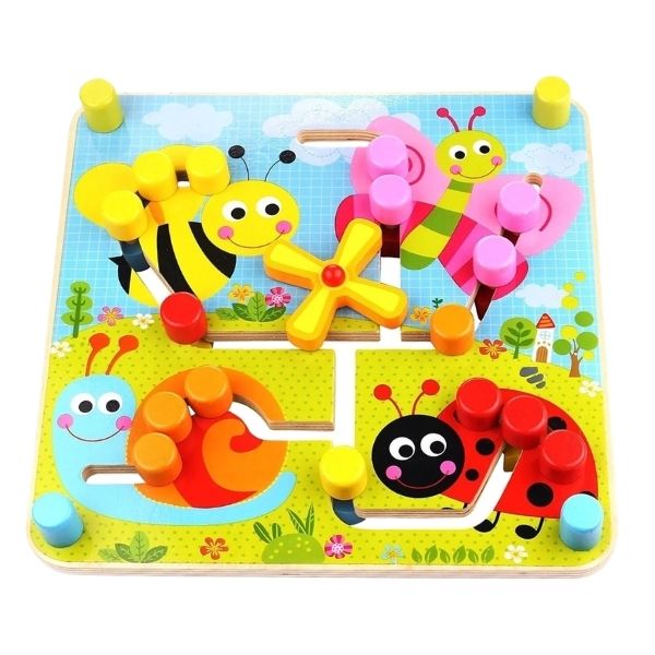 Reversible Maze